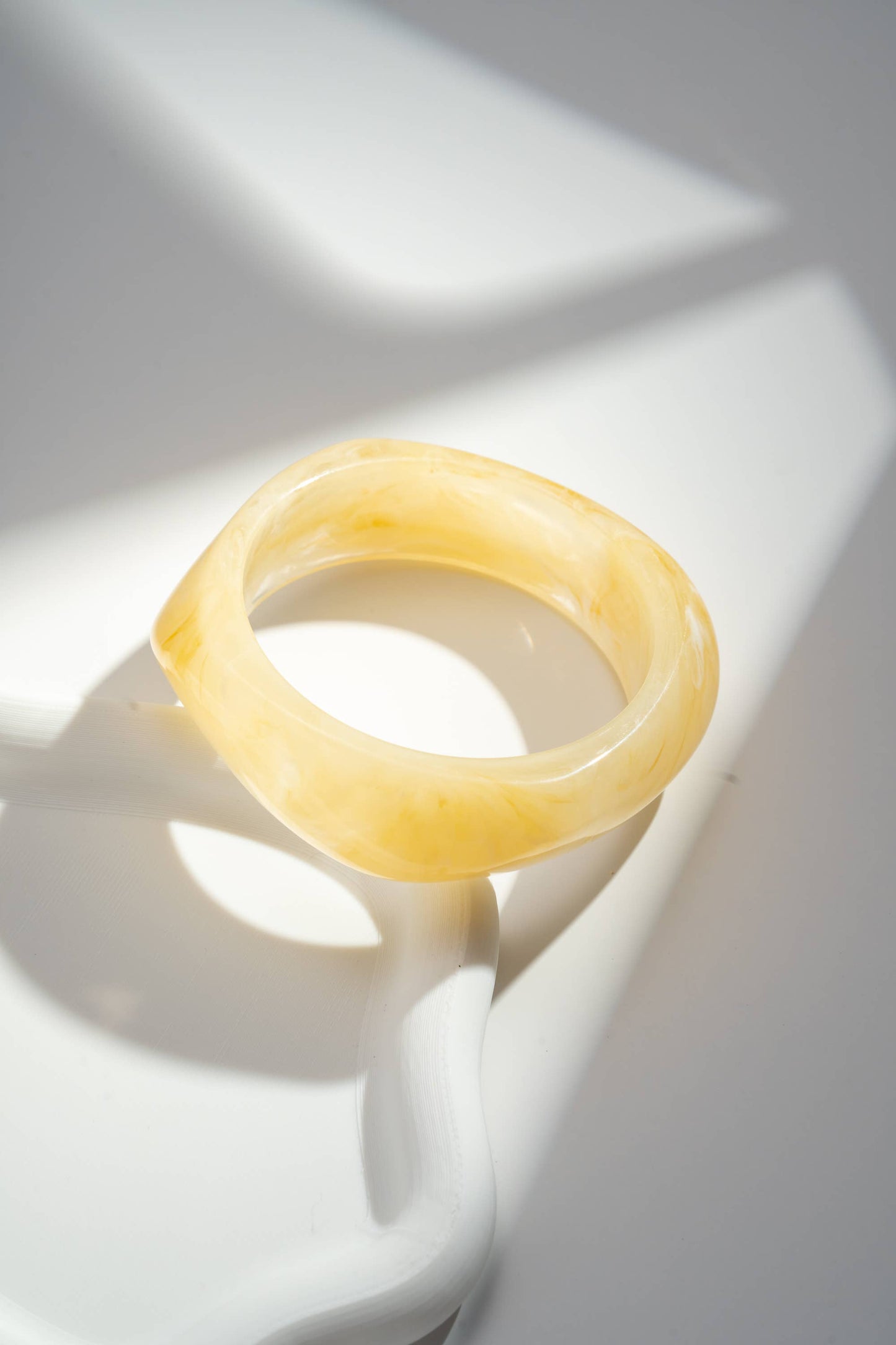 Bracelet jonc en résine effet marbré