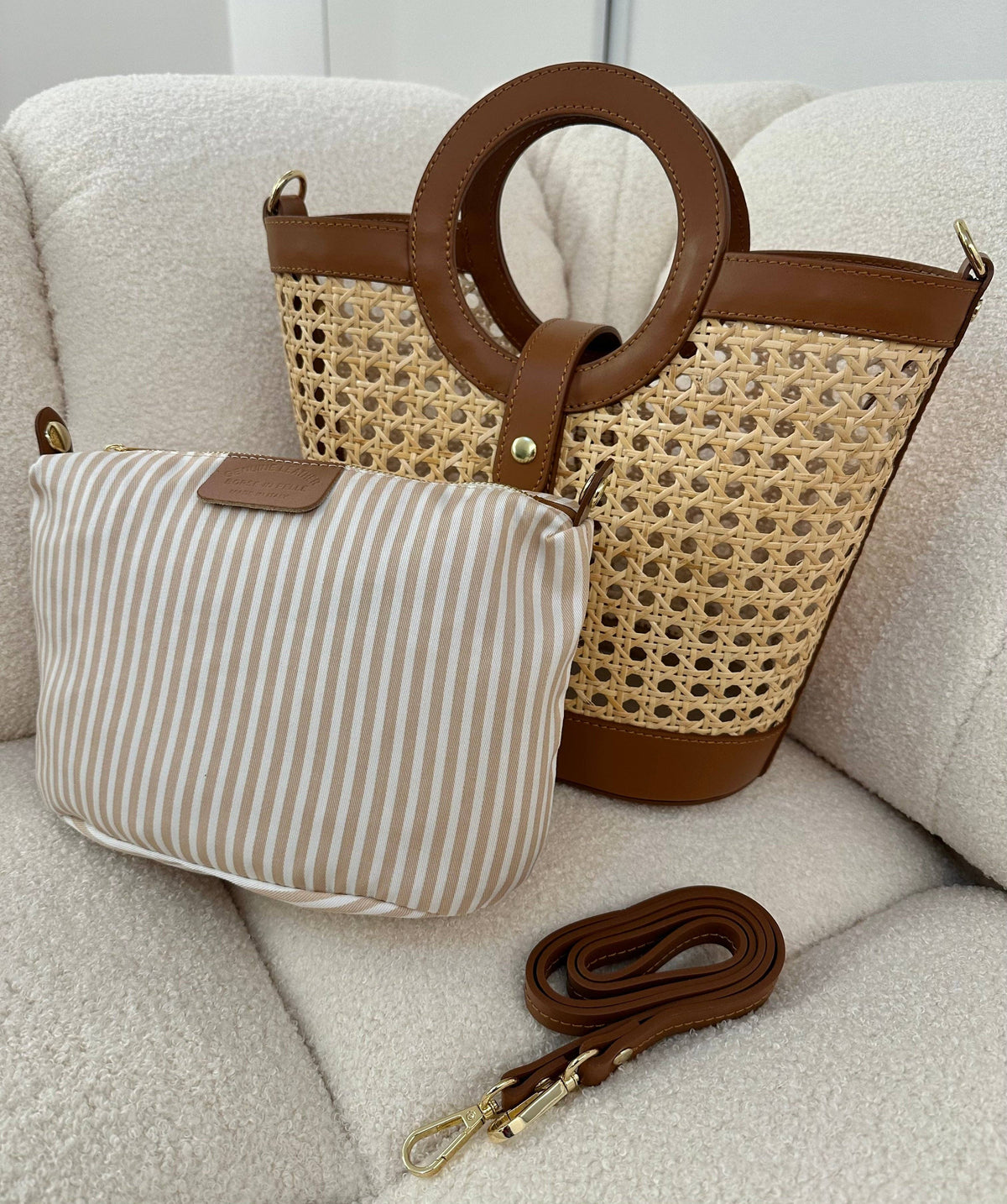 Sac en paille de Vienne et cuir de veau véritable, Made in Italy