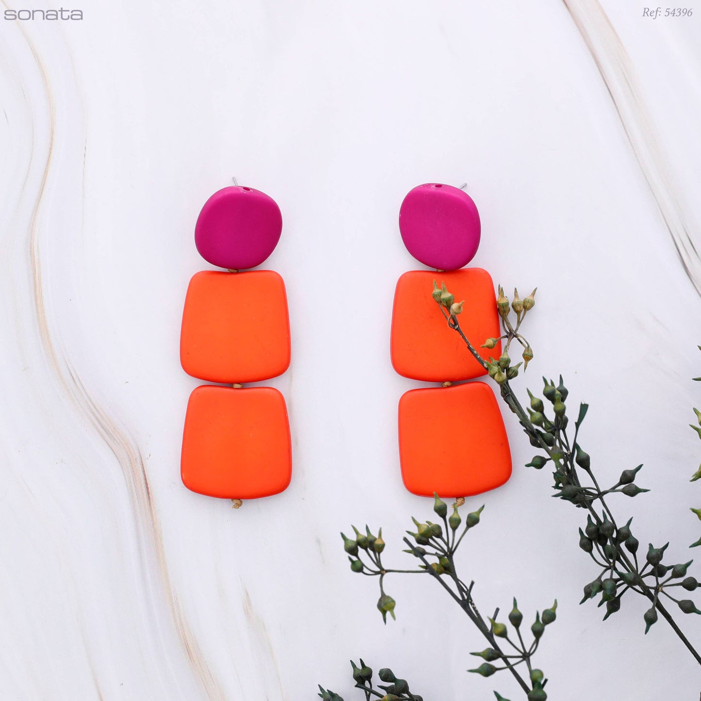 Boucles d'oreilles pendantes géométriques en résine