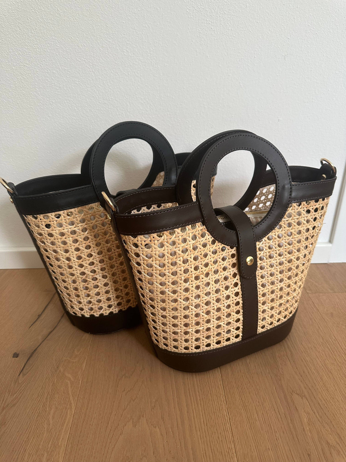 Sac en paille de Vienne et cuir de veau véritable, Made in Italy