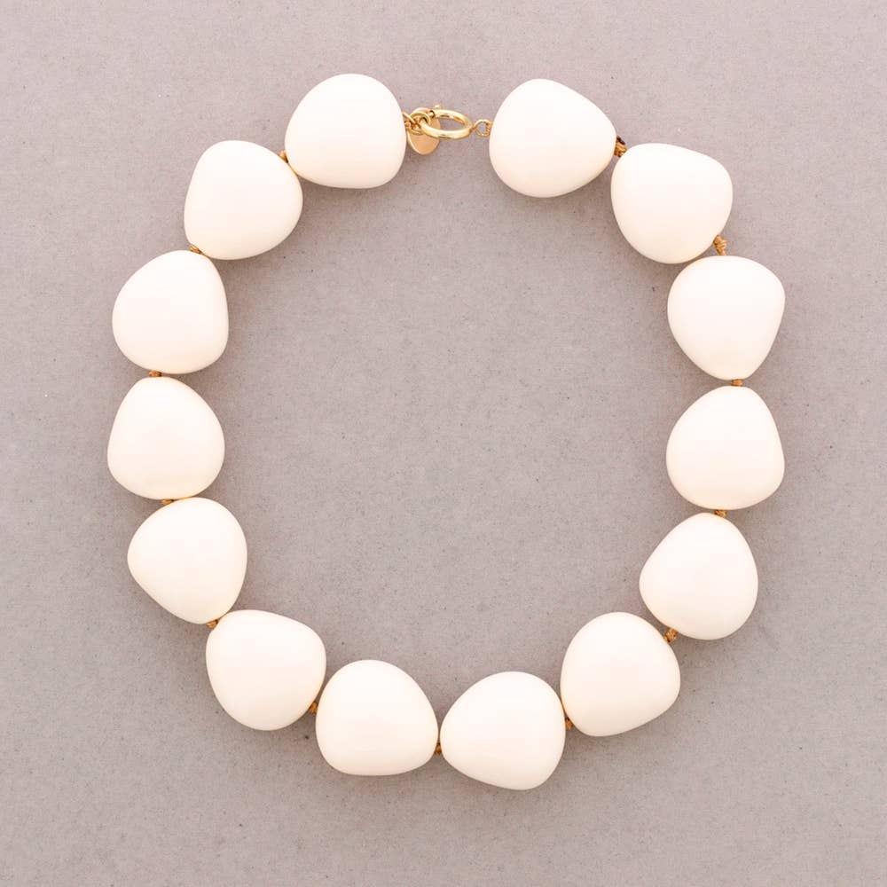 Collier ras du cou en résine à perles irrégulières | Couleurs vives pour l'été