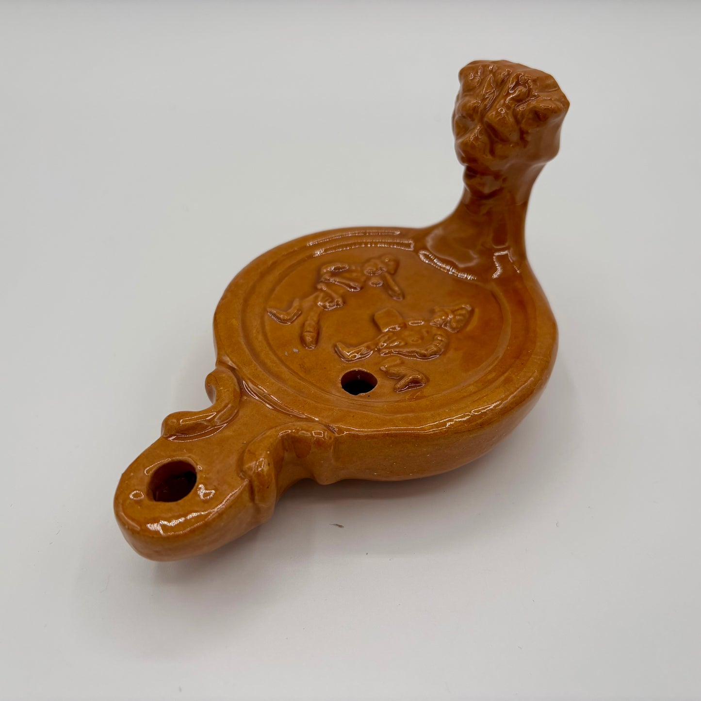 Lampes à huile en céramique inspirées de modèles antiques