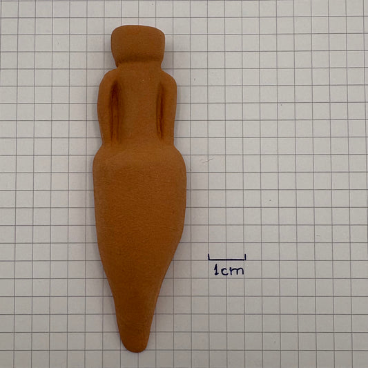 Petit aimant décoratif en céramique représentant une amphore à vin élancée de type Dressel 1B