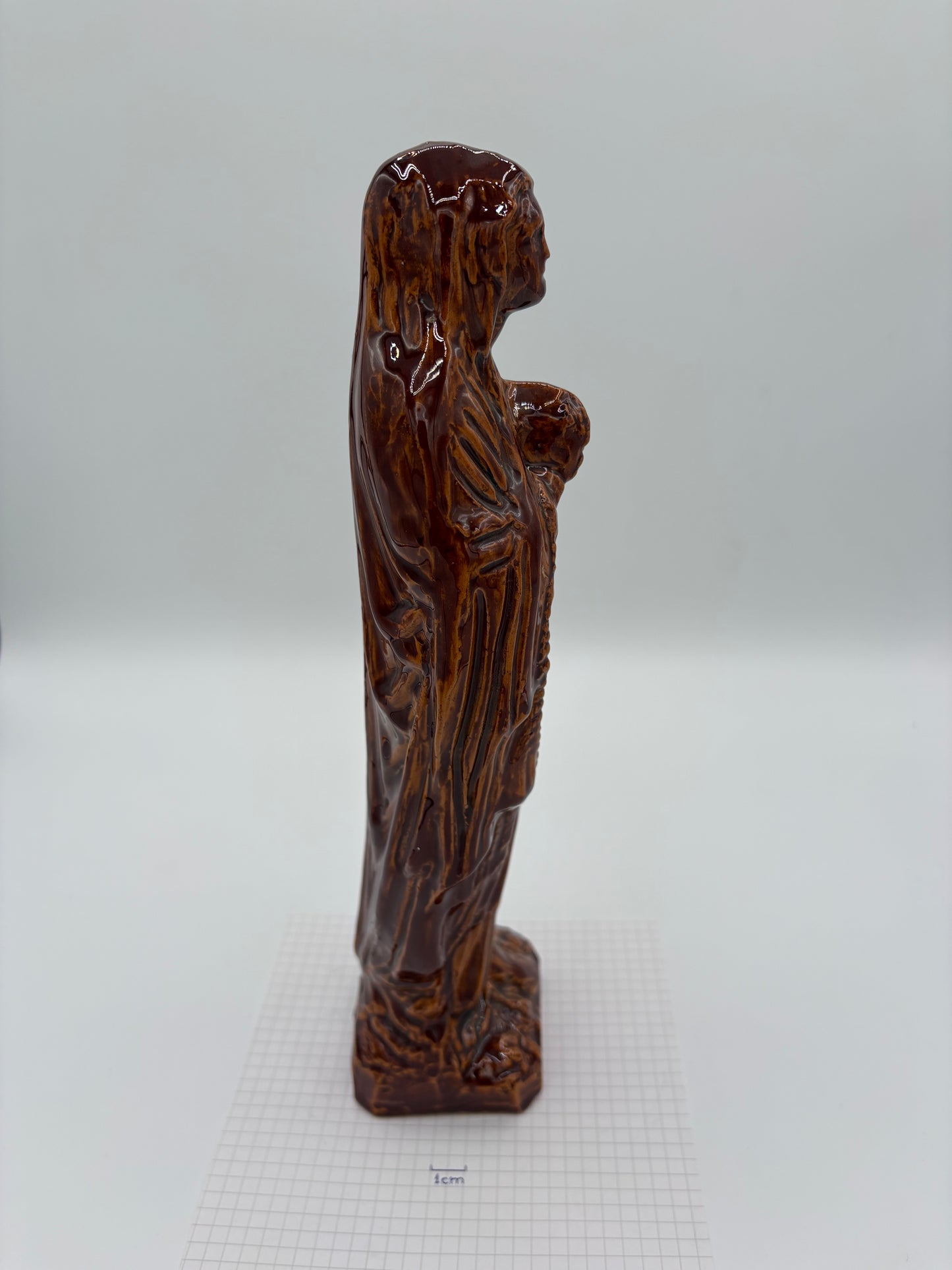 Vierge en céramique moulée et émaillée à Aspiran