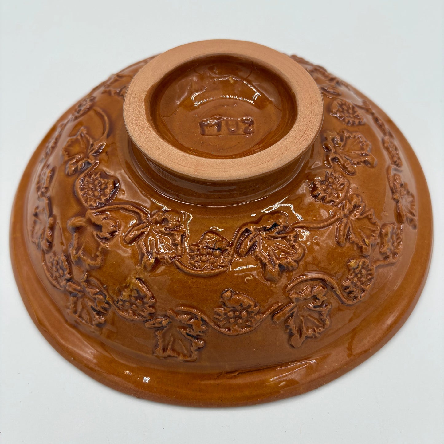 Assiette en céramique émaillée à Aspiran