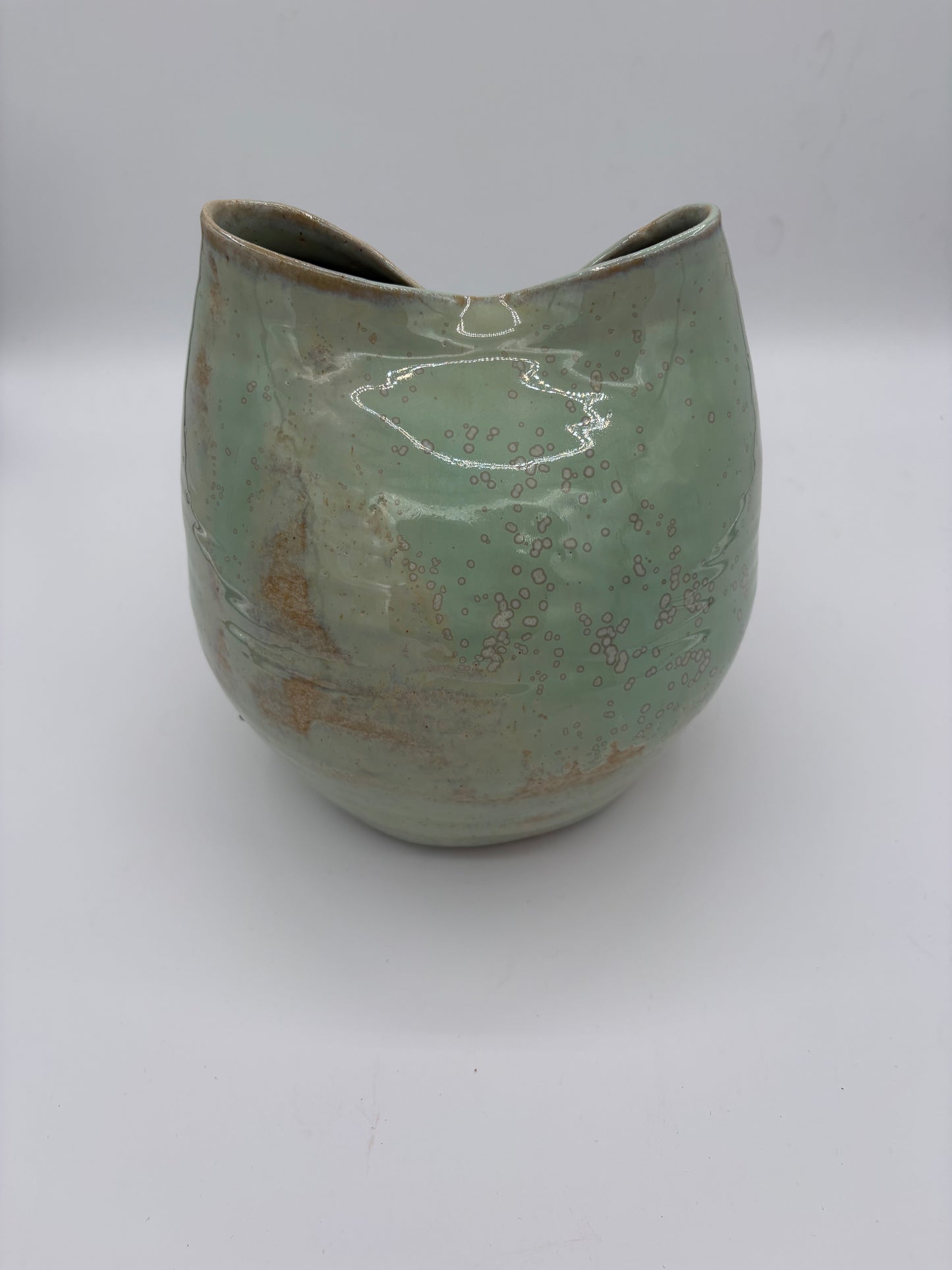 Vase vert avec cristallisations