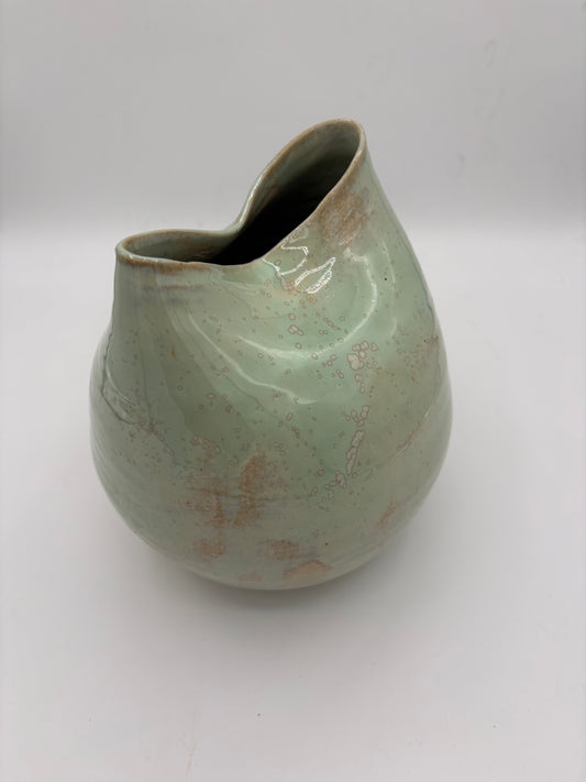 Vase vert avec cristallisations