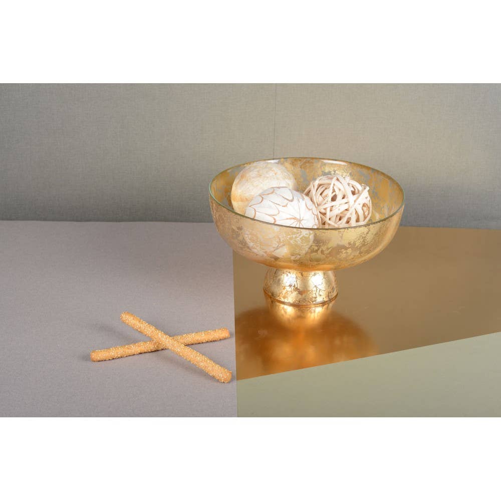 Coupe sur pied en verre doré