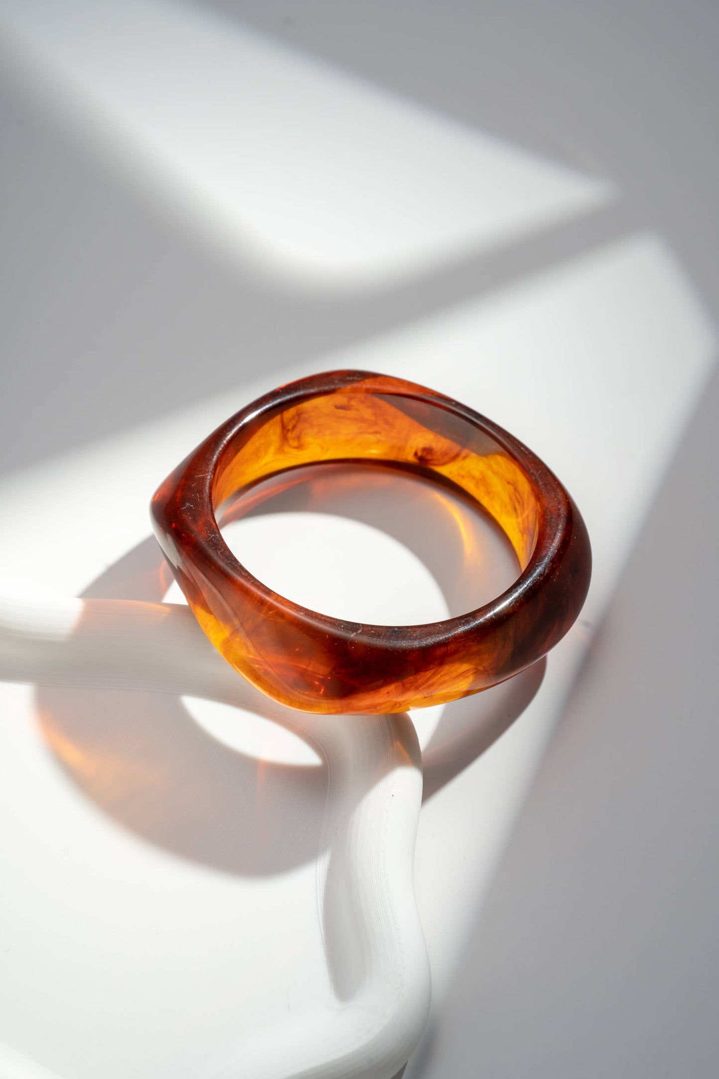 Bracelet jonc en résine effet marbré