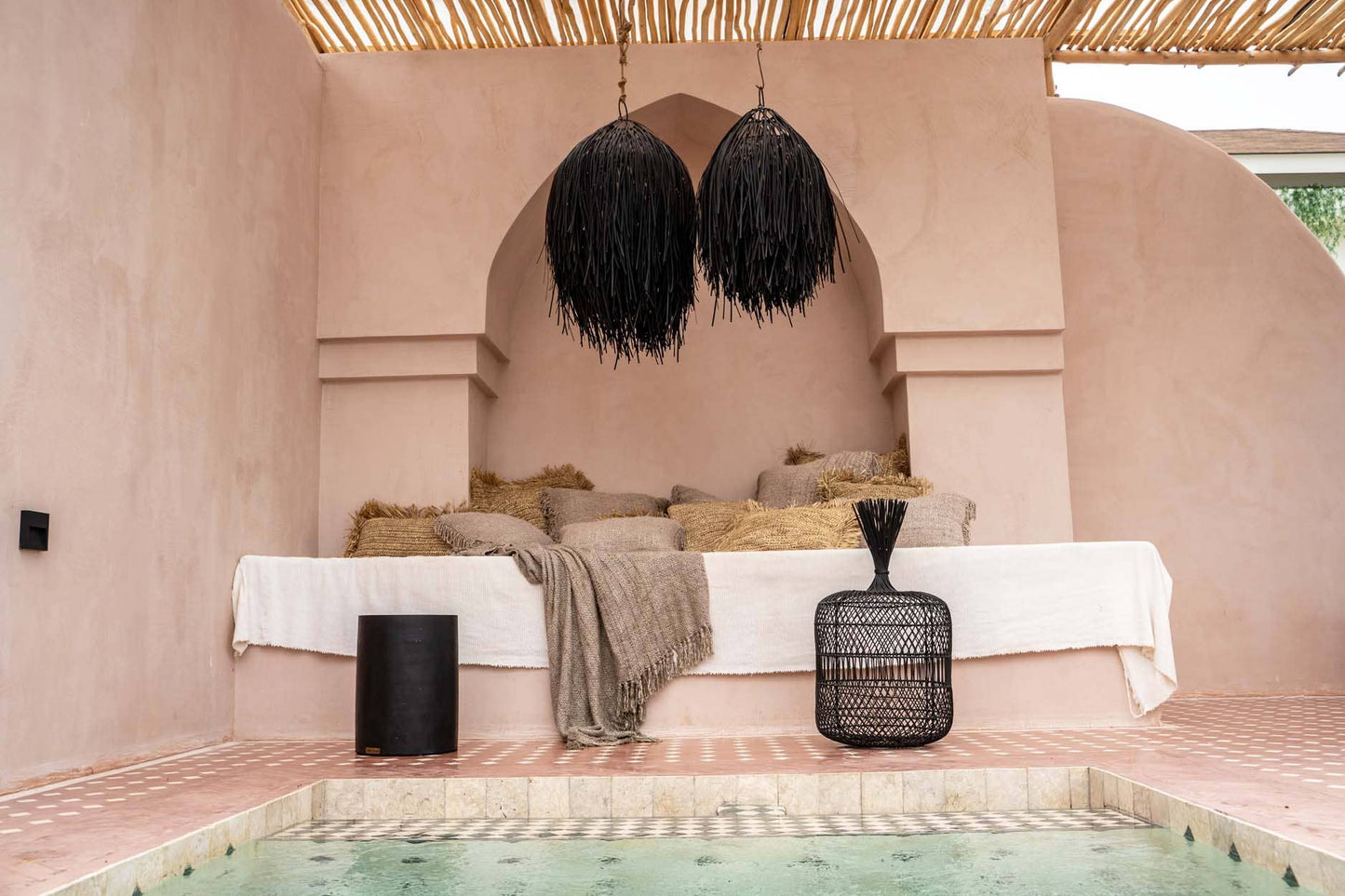 Tabouret artisanal en bois massif